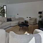 Luxe Balcon De Villa *